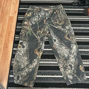 Mossy oak, size XL, camo cargos